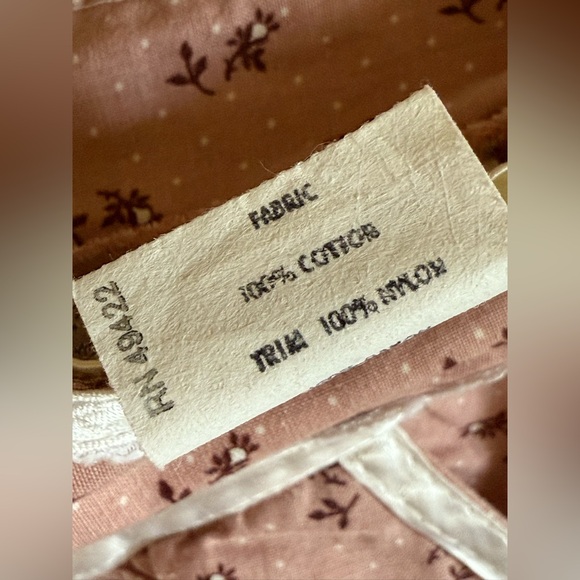 Vintage Gunne Sax skirt in pink floral with lace accents size 11 - Picture 7 of 9